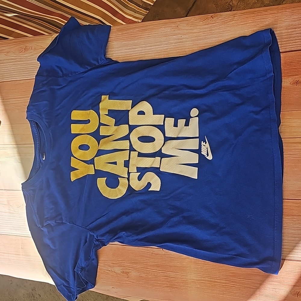 Nike t-shirt
